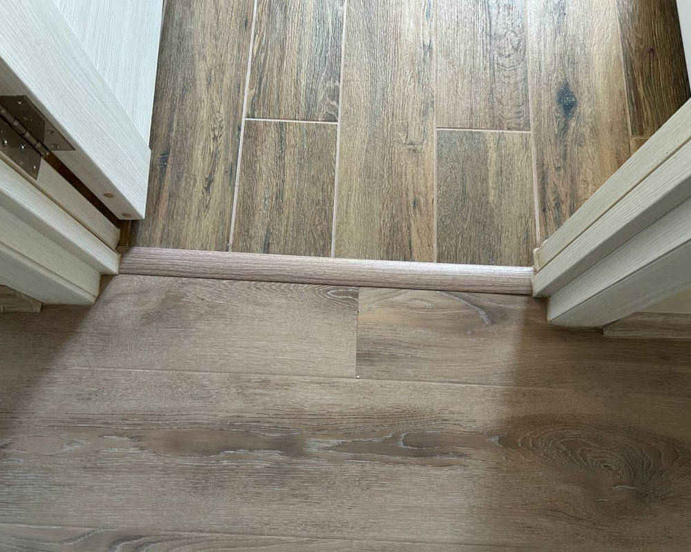 Порог одноуровневый ПС 04-3.900.059 0,9 м Бетон скай