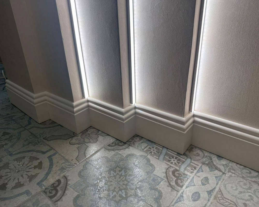 Плинтус СОЛИД 1 UHD 02/60 60*13*2000 Белый под покраску