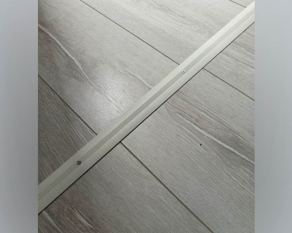 Порог одноуровневый ПС 03.900.054 0,9 м Клен северный