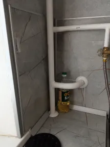 Розетка для труб D22 M105