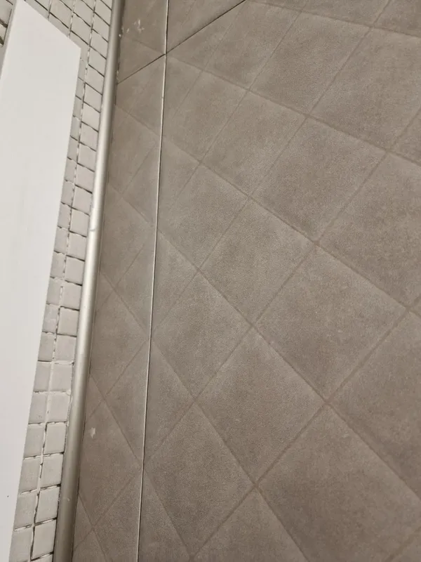 Профиль окантовочный ПК 06-12.2700.215 Черный