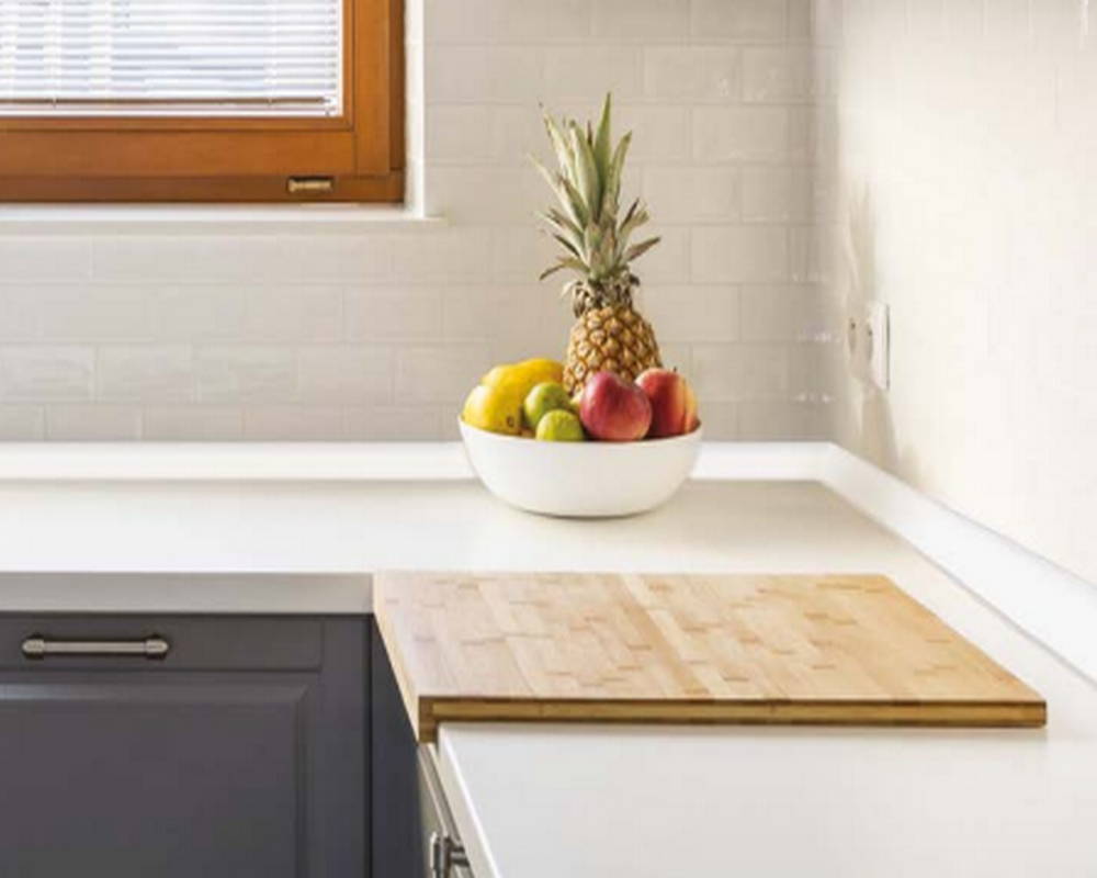 Кухонный плинтус Thermoplast AP630-1110 Белый матовый