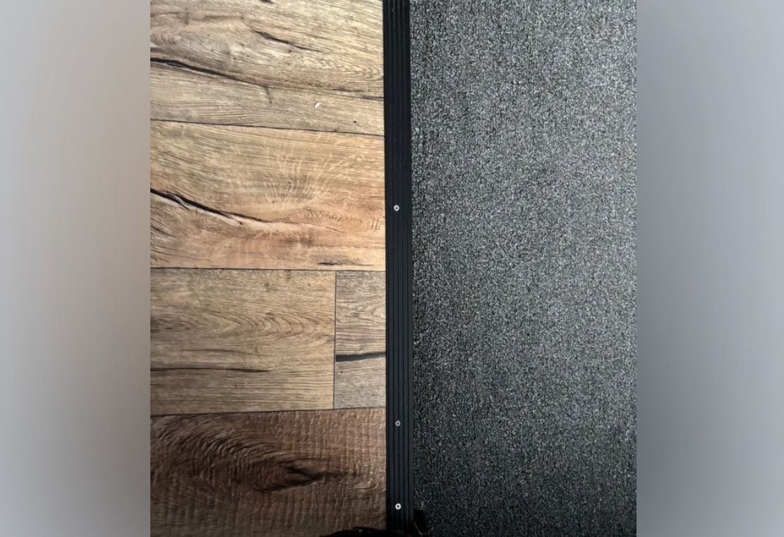 Порог угловой ПУ 04.900.088 Орех