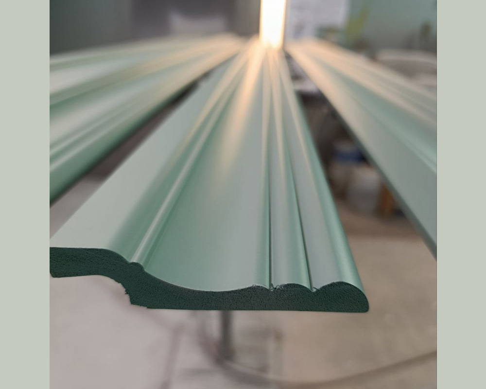 Плинтус ПОЛИСТИРОЛ HI WOOD B95 94,5мм х 17мм х 2,0м. Окраска включена в стоимость