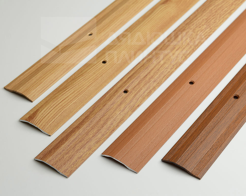 Порог разноуровневый ПР 02.1800.02 Золото