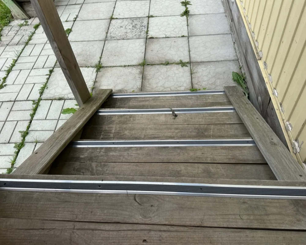 Порог одноуровневый ПС 08-1.1800.15 Черный