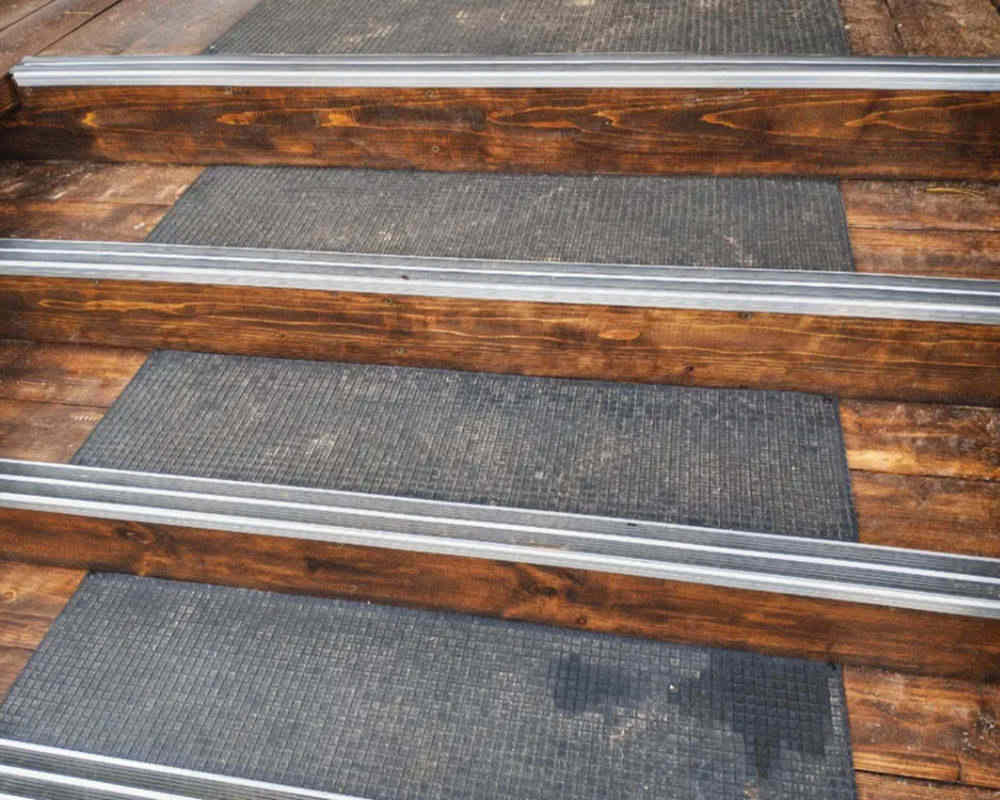 Порог одноуровневый ПС 08.900.04л Бронза анод