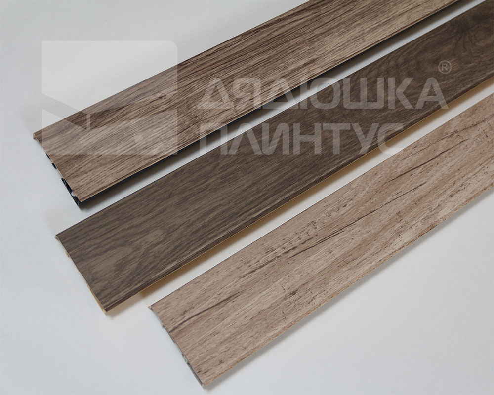 Плинтус ПВХ Cezar матовый с мягким краем HI-LINE PRESTIGE 301 Дуб тоскана