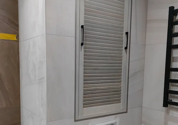 Угол декоративный Уп 06-27.2700.556 (20х20 мм)