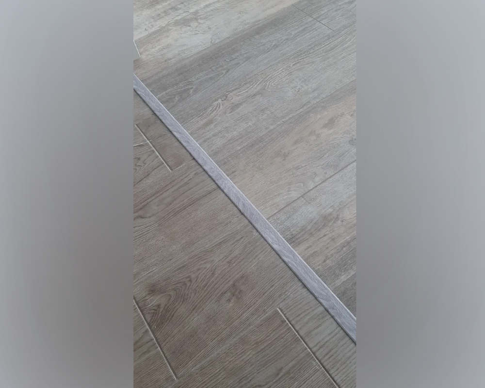 Порог одноуровневый ЛС 10.2700.252 Ель дымчатая