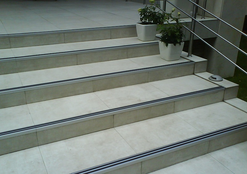 Порог угловой ПУ 71.2700.203 Шоколад